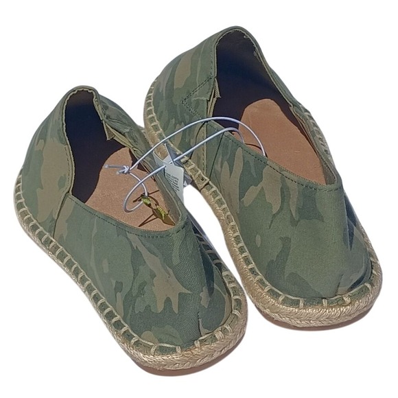 Old Navy Quilted Canvas, Camouflaged, Espadrilles NWT SKUW136 - Picture 5 of 5